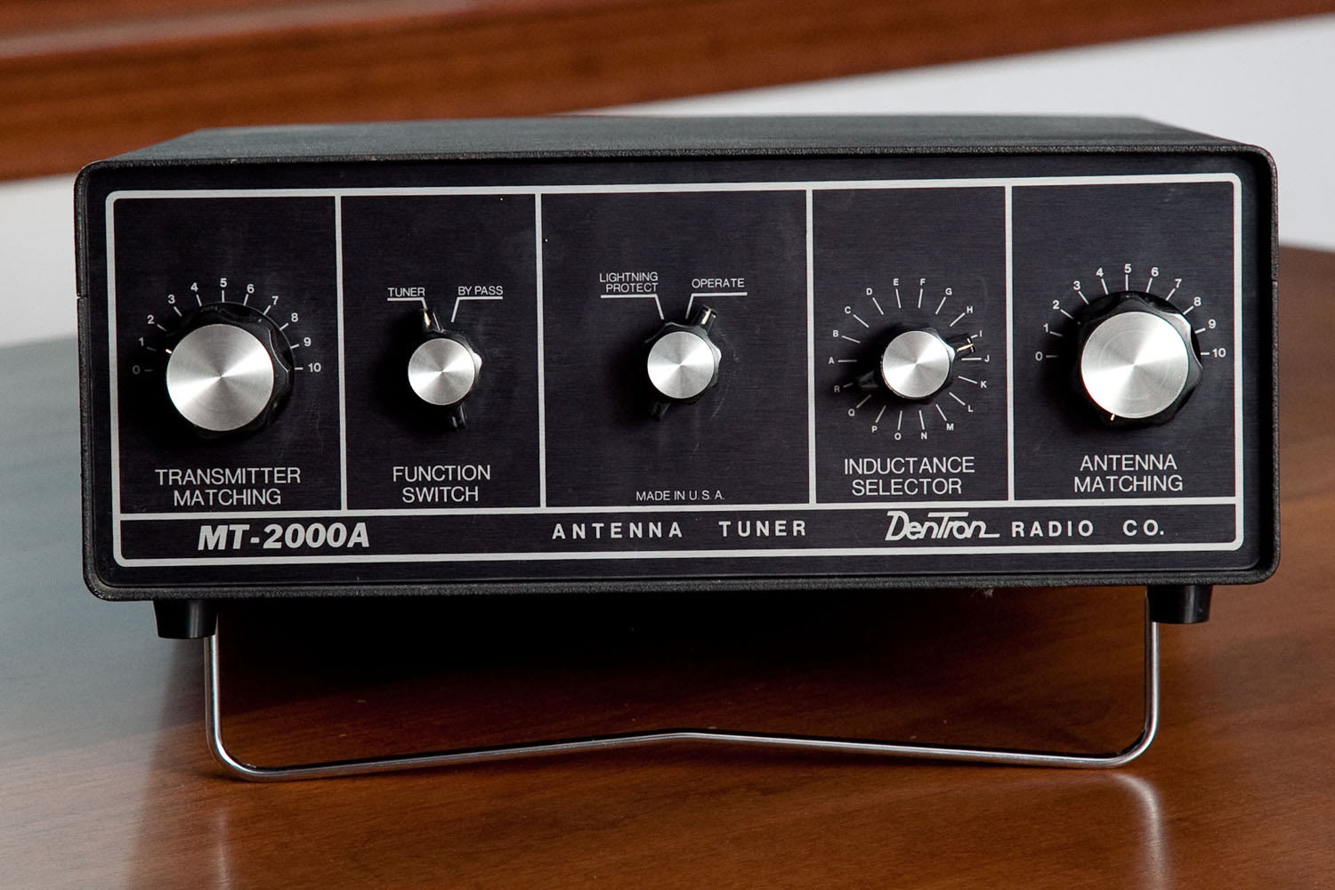 Dentron MT-2000A amateur radio antenna tuner